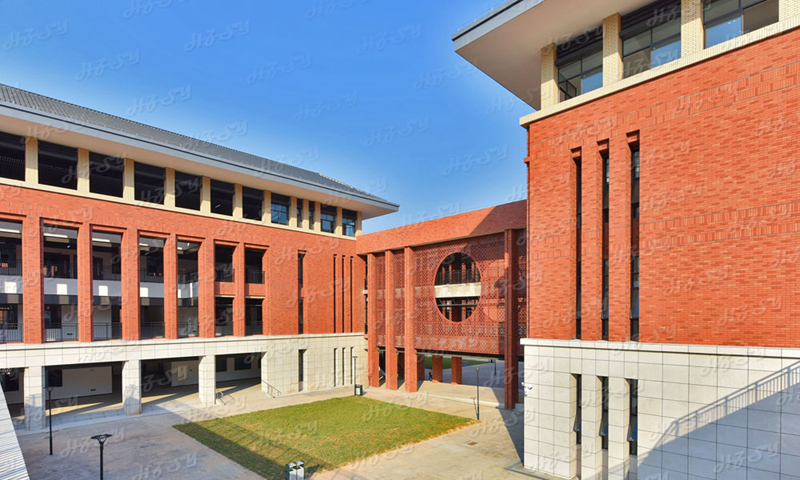 开学季，，888集团助力一波校园上新